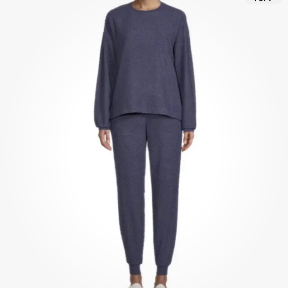 Secret Treasures Other - Secret Treasures 2 PC Pajama Set Dark Iris Blue Long Sleeves Crewneck XL NEW